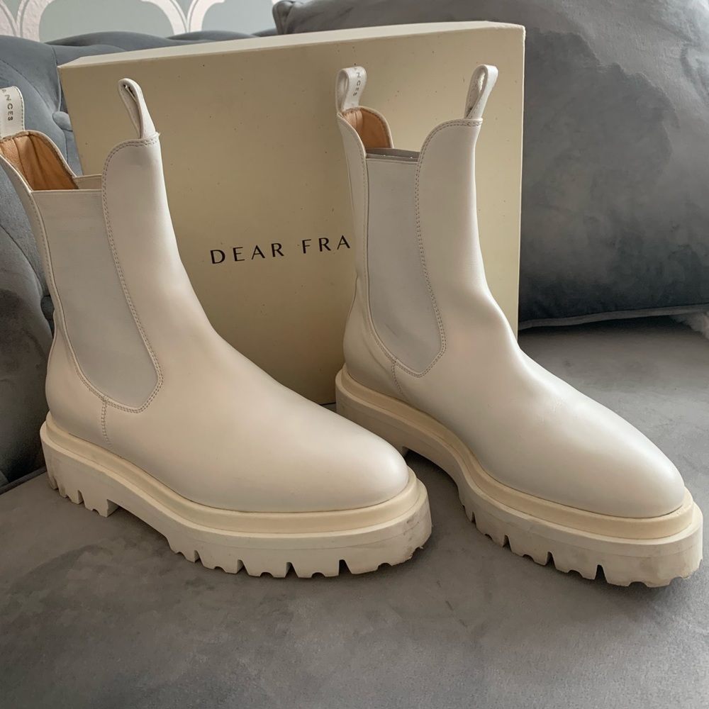 Dear Frances Tony boot, white size 40